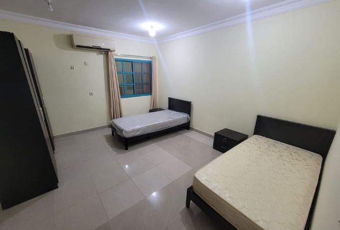 992411 - Property Image 3