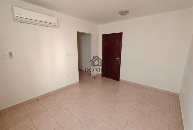 956847 - Property Image 3