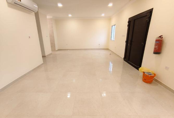 1006954 - Property Image 3