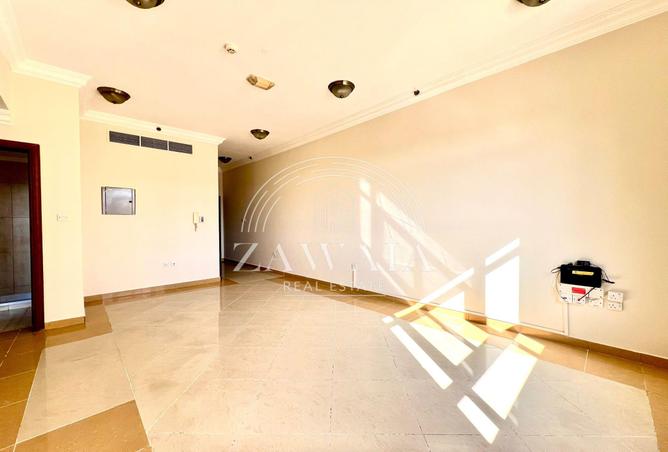 977779 - Property Image 3