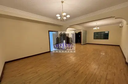 Villa - 4 Bedrooms - 5 Bathrooms for rent in Al Nuaija Street - Al Hilal West - Al Hilal - Doha