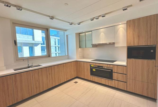 992316 - Property Image 2