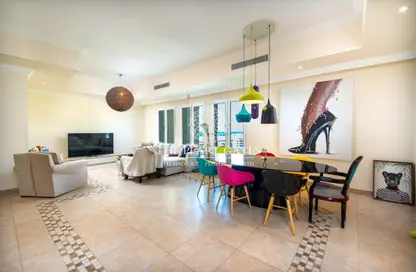 شقة - 3 غرف نوم - 4 حمامات للبيع في طريق بورتو الشرقي - بورتو أرابيا - جزيرة اللؤلؤة - الدوحة