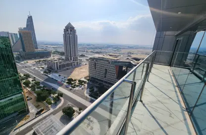 Apartment - 2 Bedrooms - 3 Bathrooms for rent in Lusail Marina Heights - Marina District - Lusail