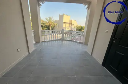 فيلا - 5 غرف نوم - 6 حمامات للايجار في فلل واست باي لاغون - وست باي لاجون - بحيرة وست لاجون - الدوحة