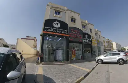 Apartment - 3 Bedrooms - 3 Bathrooms for rent in Souk Al gharaffa - Al Gharrafa - Doha