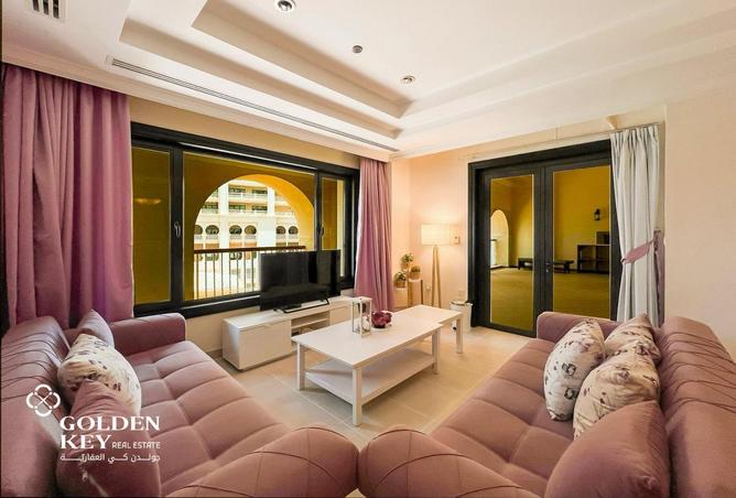 901426 - Property Image 2