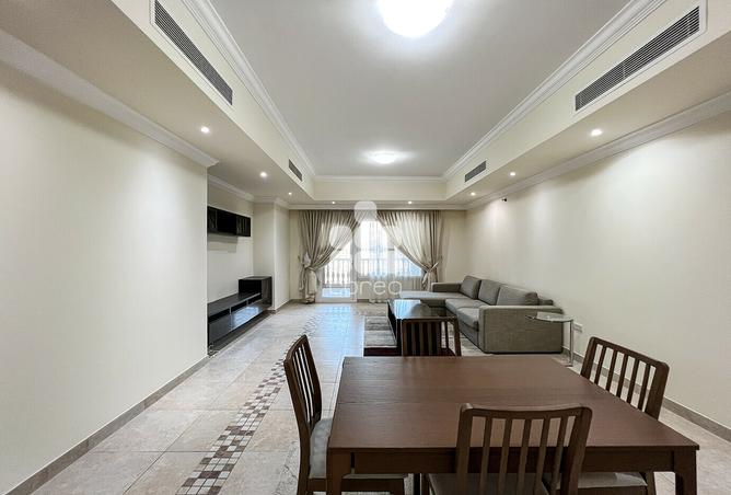 938681 - Property Image 2