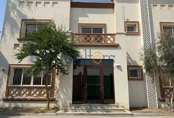 944825 - Property Image 3