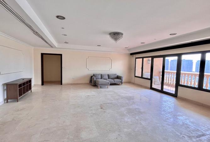 948146 - Property Image 3