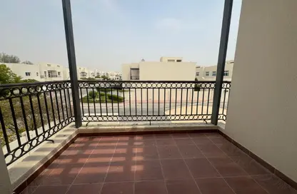 فيلا - 3 غرف نوم - 4 حمامات للايجار في فلل عين خالد - عين خالد - الدوحة
