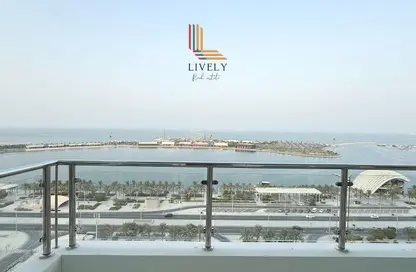 Apartment - 3 Bedrooms - 3 Bathrooms for rent in Marina Tower 12 - Marina District - Lusail
