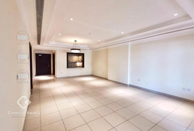 979568 - Property Image 2