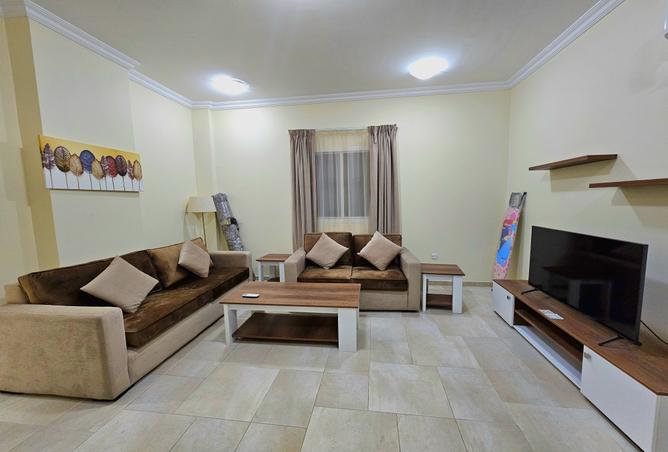 938242 - Property Image 3