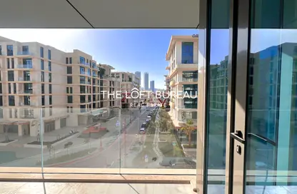 Apartment - 2 Bedrooms - 3 Bathrooms for rent in Gewan Island - The Pearl Island - Doha