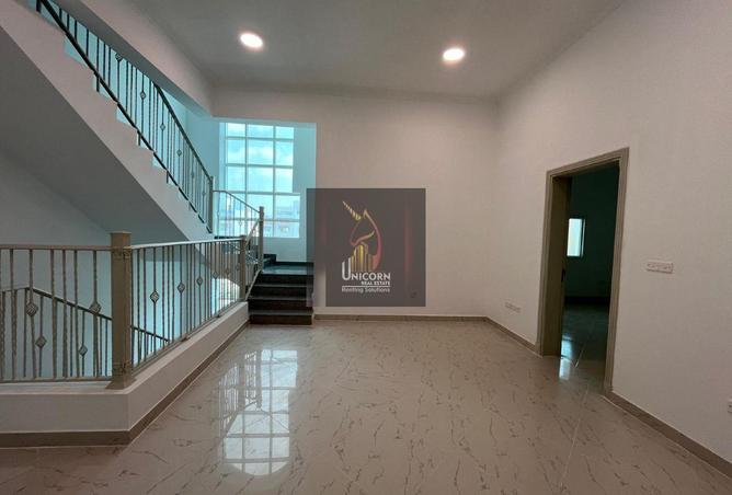 998107 - Property Image 3