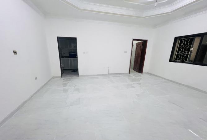 972099 - Property Main Image