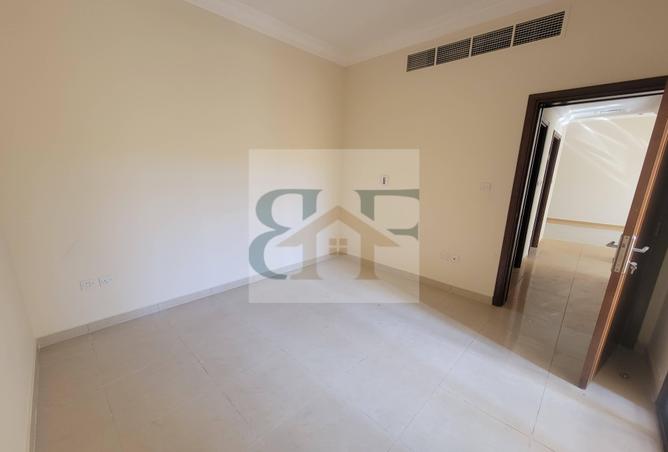 1001892 - Property Image 3