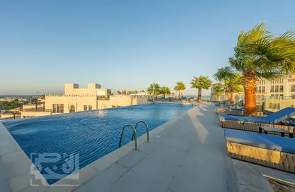 شقة - غرفة نوم - 2 حمامات للايجار في البلاج الجنوبي - البلاج - جزيرة اللؤلؤة - الدوحة