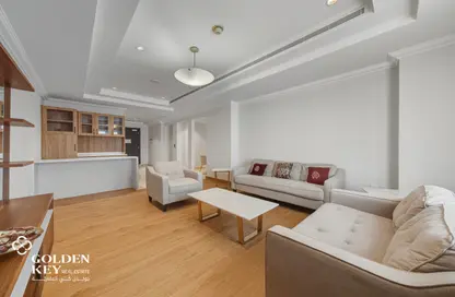 Apartment - 2 Bedrooms - 3 Bathrooms for rent in West Porto Drive - Porto Arabia - The Pearl Island - Doha