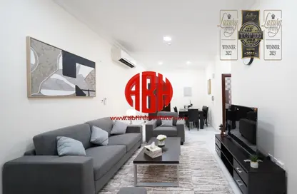 Apartment - 2 Bedrooms - 2 Bathrooms for rent in Al Sadd Road - Al Sadd - Doha