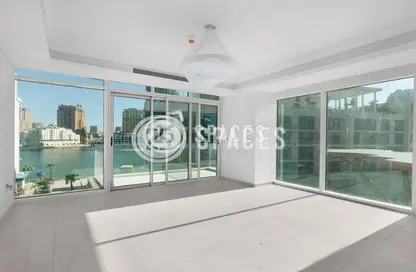 Apartment - 2 Bedrooms - 3 Bathrooms for sale in Crystal Residence - The Pearl Island - Doha