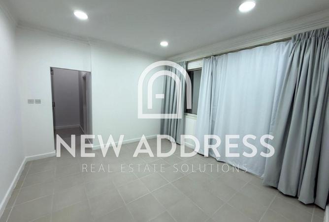 972753 - Property Image 2