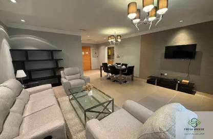 Apartment - 2 Bedrooms - 3 Bathrooms for rent in Al Sadd Road - Al Sadd - Doha