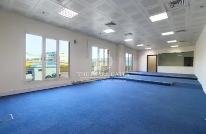 Office Space - Studio - 2 Bathrooms for rent in Al Nuaija Street - Al Nuaija - Doha
