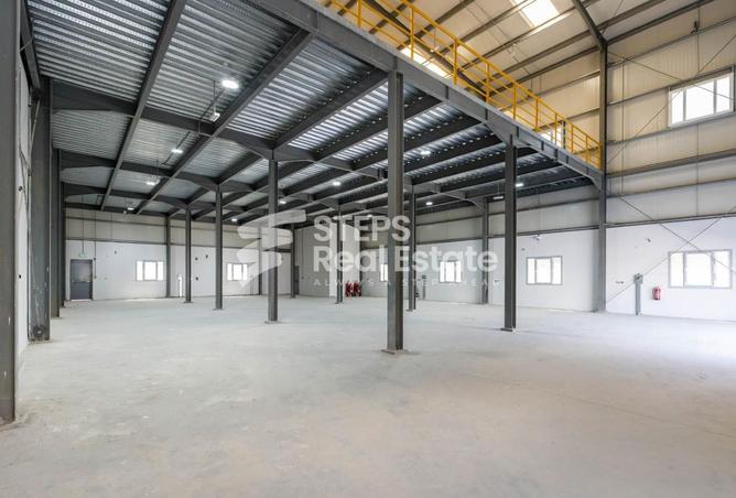955218 - Property Image 3