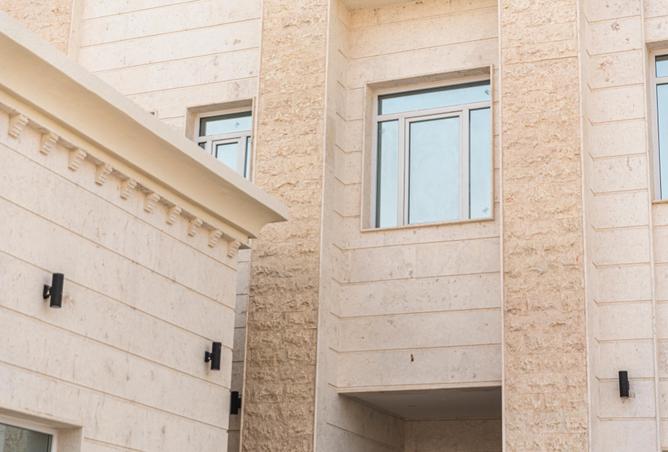 923246 - صورة العقار 2