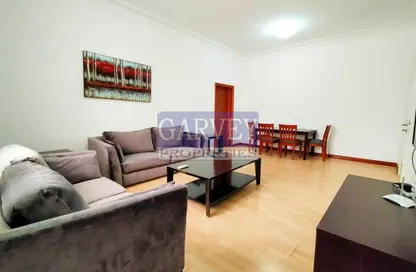 Apartment - 2 Bedrooms - 2 Bathrooms for rent in Onaiza Street - Diplomatic Area - Doha