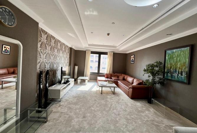 982297 - Property Image 2