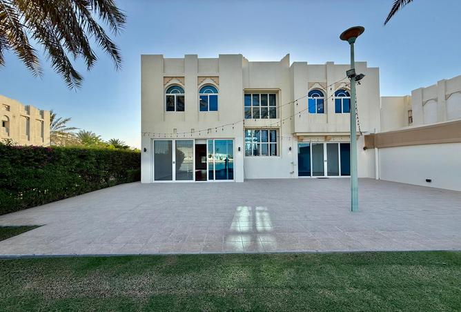 937241 - Property Image 3