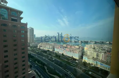 Apartment - 2 Bedrooms - 2 Bathrooms for sale in Tower 13 - Porto Arabia - The Pearl Island - Doha