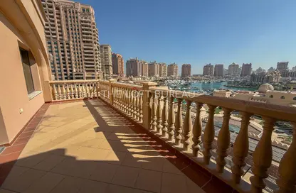 شقة - 2 غرف نوم - 3 حمامات للايجار في (برج 7 ( برج فيراري - بورتو أرابيا - جزيرة اللؤلؤة - الدوحة