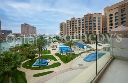 Apartment - 2 Bedrooms - 3 Bathrooms for rent in The St. Regis Marsa Arabia Island - Marsa Arabia - The Pearl Island - Doha