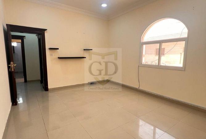 943542 - Property Image 3