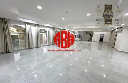 مجمع سكني - 5 غرف نوم - 5 حمامات للايجار في فلل واست باي لاغون - وست باي لاجون - بحيرة وست لاجون - الدوحة