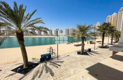 Townhouse - 1 Bedroom - 2 Bathrooms for rent in Viva West - Viva Bahriyah - The Pearl Island - Doha
