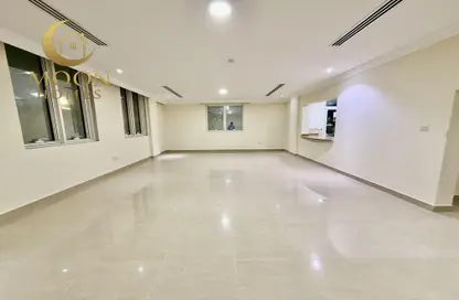 Apartment - 4 Bedrooms - 5 Bathrooms for rent in Old Airport Road - Old Airport Road - Doha