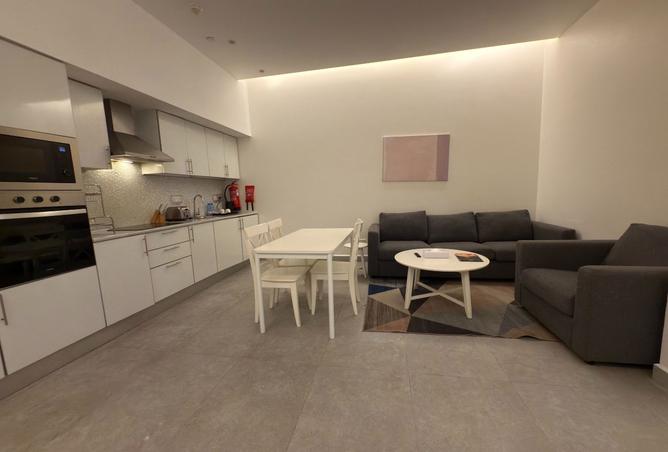 985297 - Property Image 3