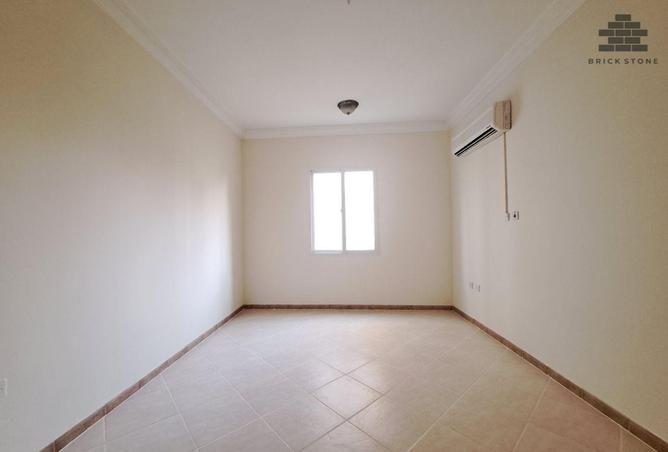 904655 - Property Image 3