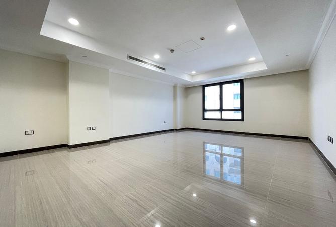 960693 - Property Image 3