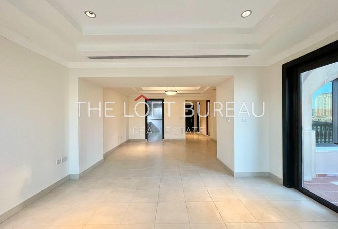 922483 - Property Image 2