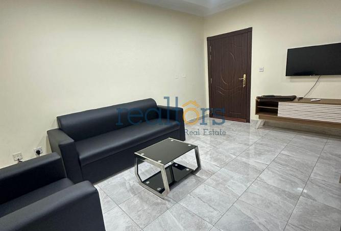983799 - Property Image 3