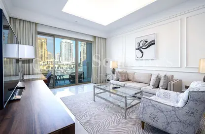 Apartment - 2 Bedrooms - 3 Bathrooms for sale in The St. Regis Marsa Arabia Island - Marsa Arabia - The Pearl Island - Doha