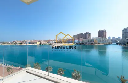 Apartment - 1 Bedroom - 2 Bathrooms for rent in Gewan Island - The Pearl Island - Doha