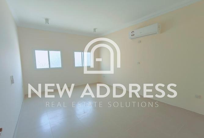 930733 - Property Image 3