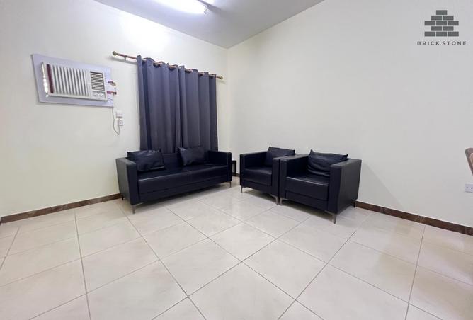 988474 - Property Image 3